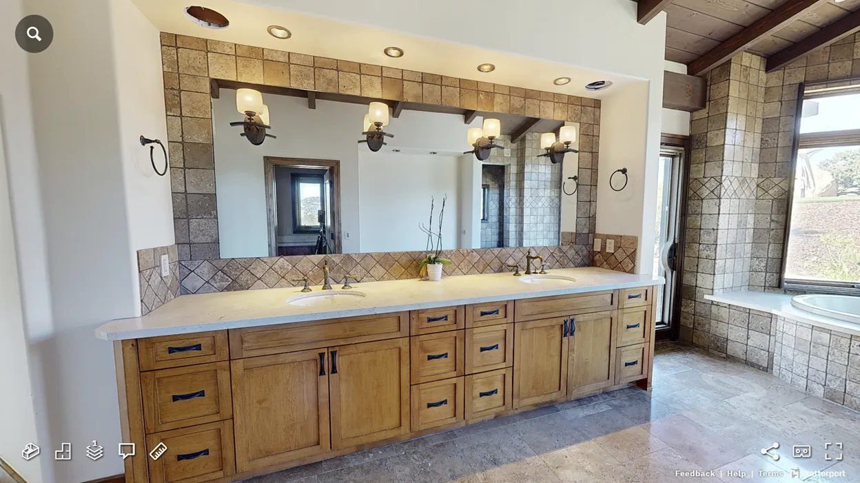 Bathroom with double vanity in a Matterport tour